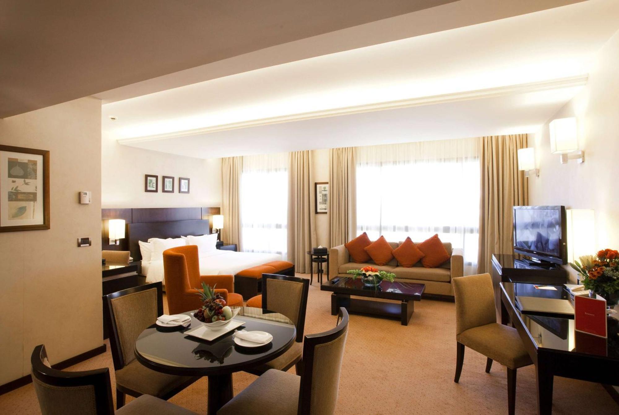 Ramada Plaza By Wyndham Beirut Raouche Hotel Exterior photo
