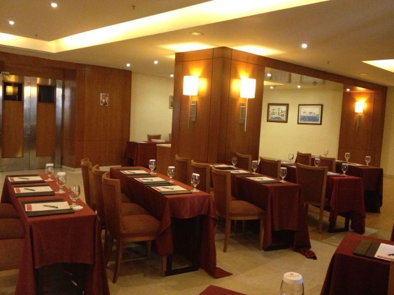 Ramada Plaza By Wyndham Beirut Raouche Hotel Exterior photo
