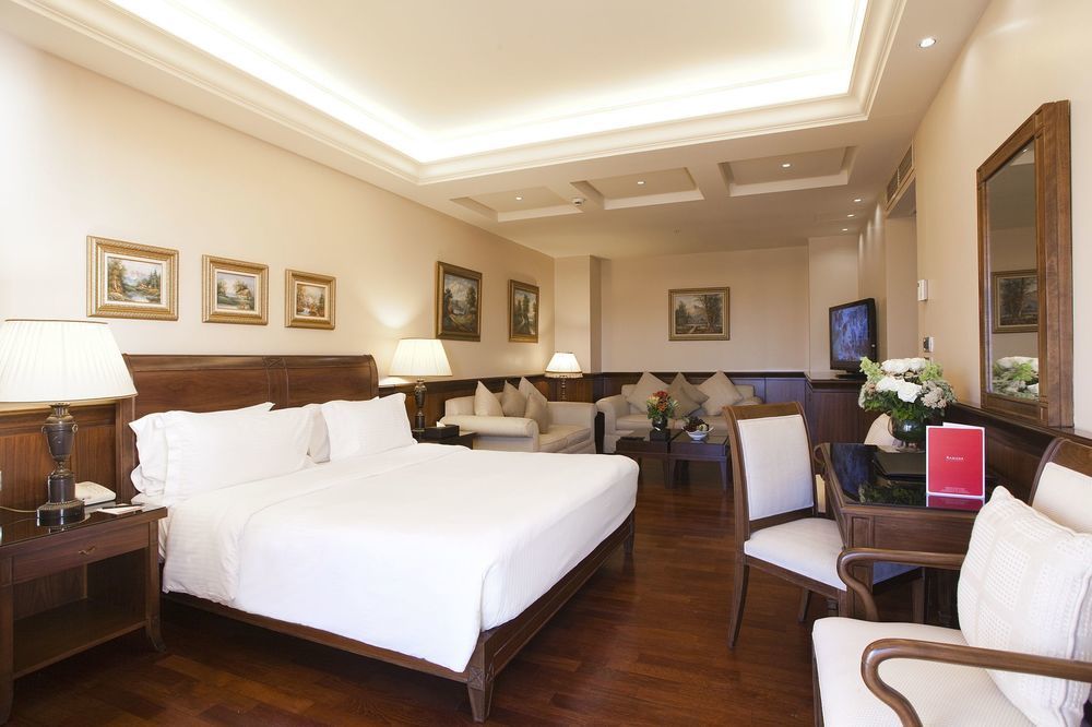 Ramada Plaza By Wyndham Beirut Raouche Hotel Exterior photo